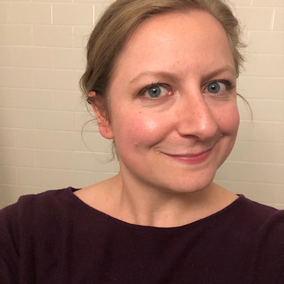 Meet your Posher, Vickie - Picture 8 of 8